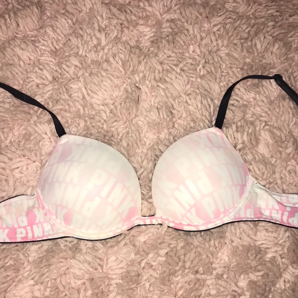 PINK Victoria’s Secret Super Push Bra